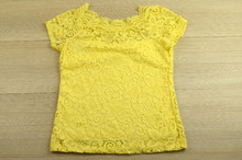 Жълта дантелена дамска блуза - MISS MODA