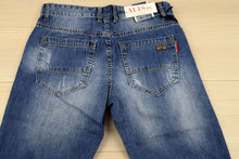 големи размери къси мъжки дънки