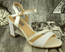 дамски сандали на ток