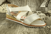 Бели дамски сандали - 150084