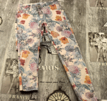 Дамски панталон на цветя - FIONINA 2326
