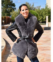 Черно луксозно  дамско палто със сив пух код 831