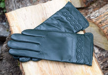 Тъмно зелени дамски ръкавици ЕСТЕСТВЕНА КОЖА-код 070