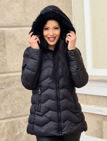 дамско зимно яке с качулка с пух