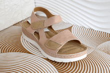 Комфортни дамски сандали - 5056 - розови