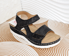 Комфортни дамски сандали - 5056 - черни