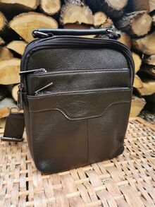 Мъжка чанта - 8102 - черна ТЕЛЕШКА КОЖА